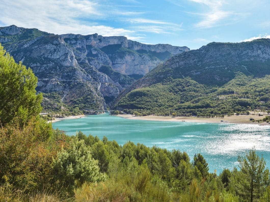 Lac de Sainte-Croix dans les Gorges du Verdon