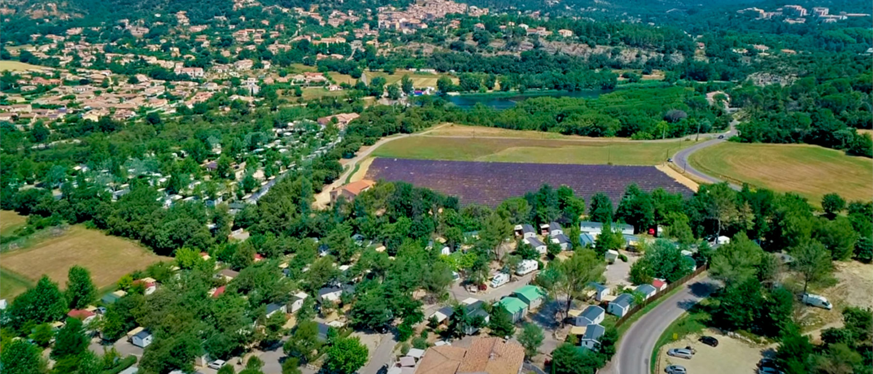 Camping La Pinède à Gréoux-les-Bains au cœur de la nature dans le Verdon