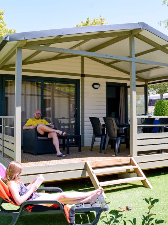 chalet daudet location camping la pinede