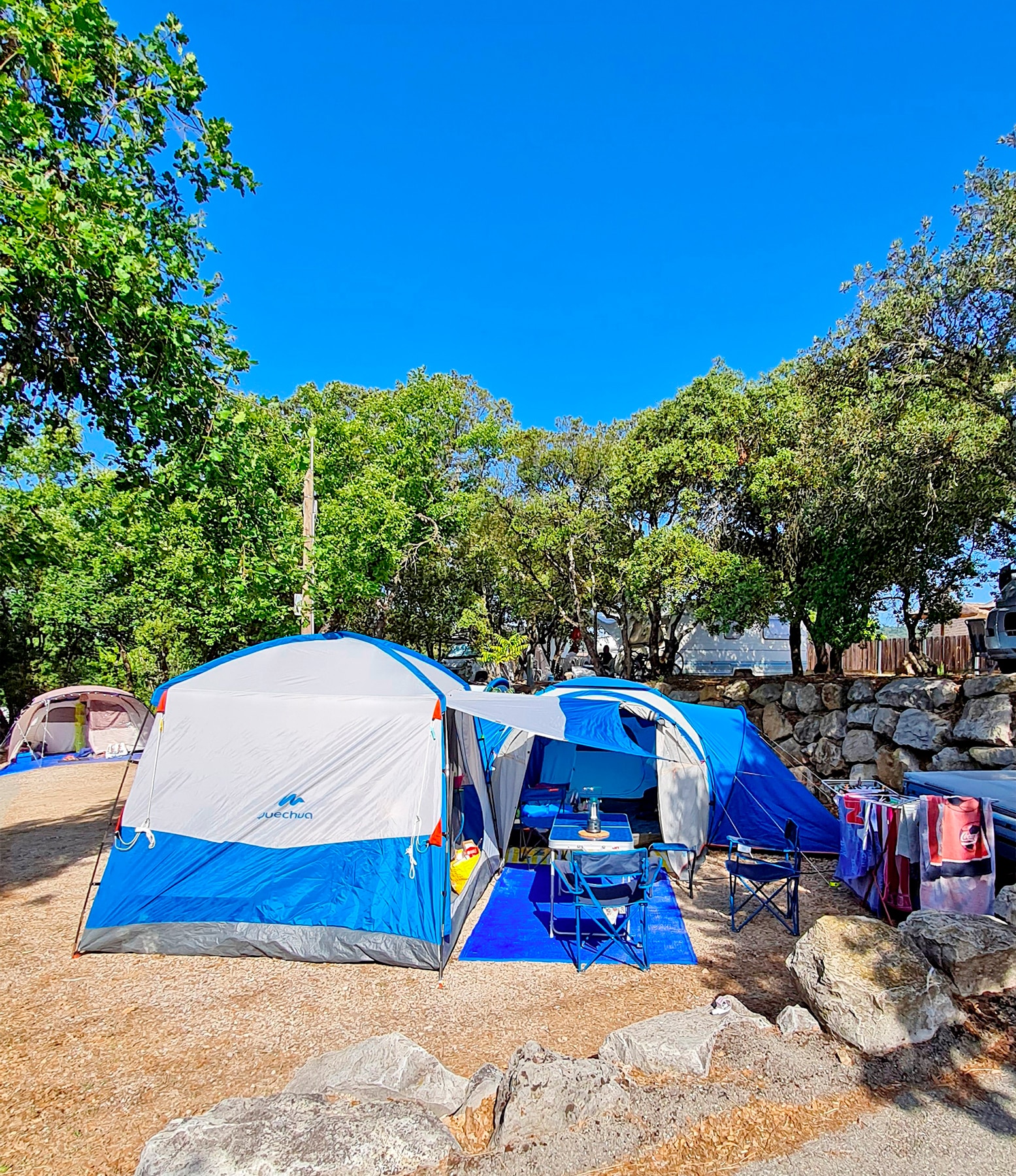 emplacement tente camping la pinede