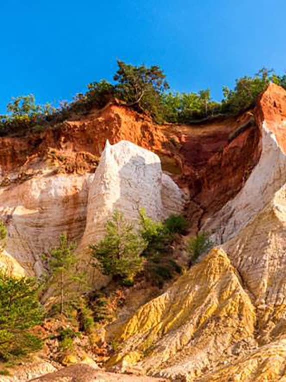 Les falaises d'ocre du Luberon