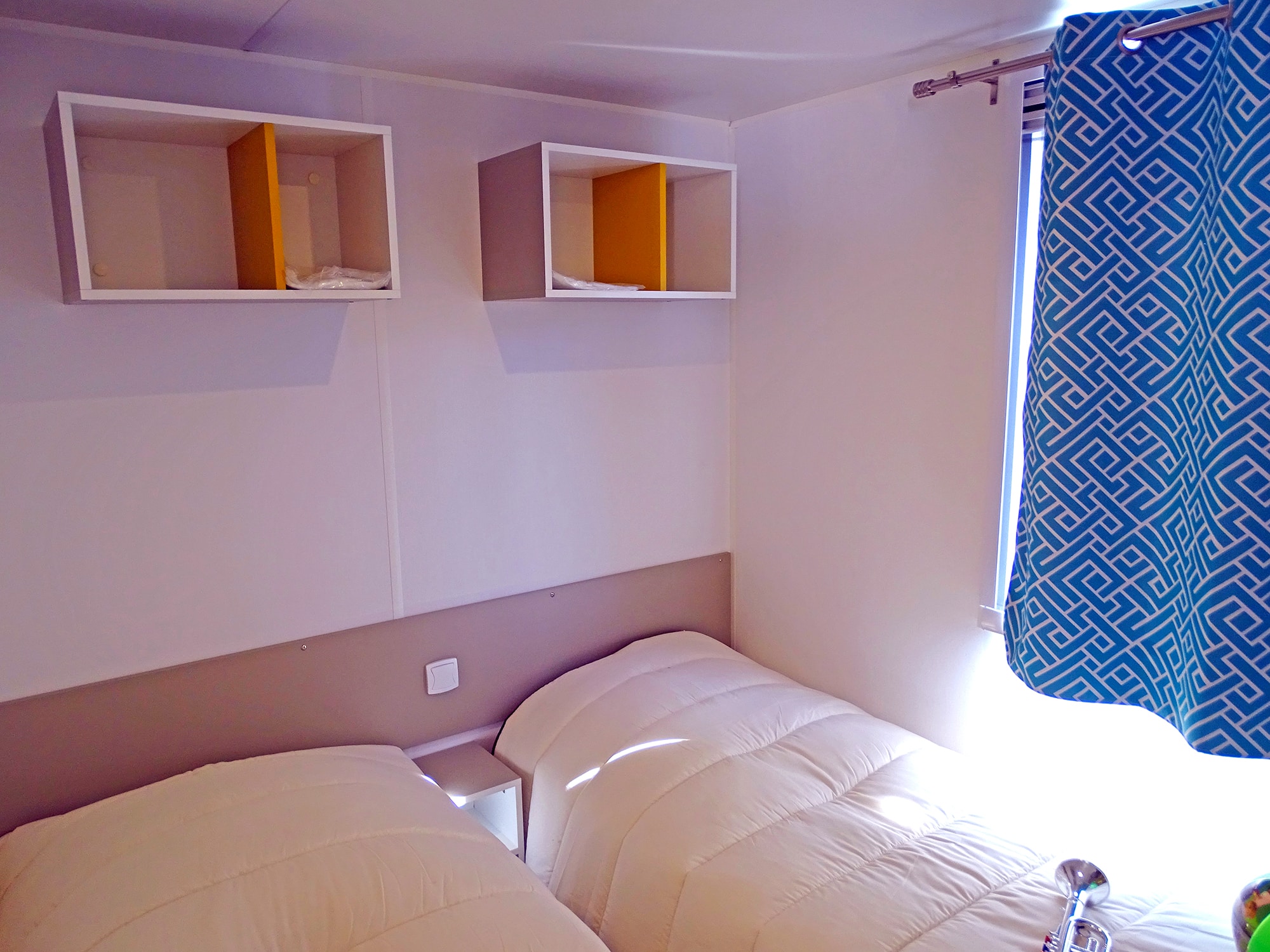 mobil homes raimu seconde chambre camping la pinede