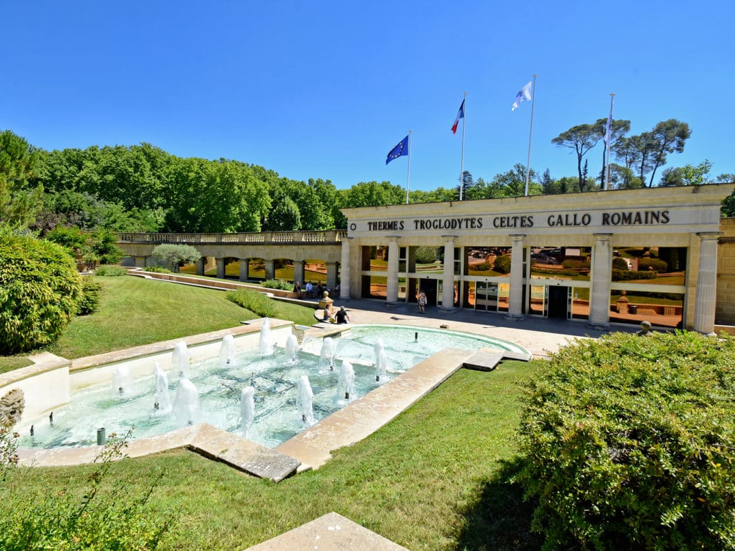 Camping proche de la cité thermale de Gréoux-les-Bains