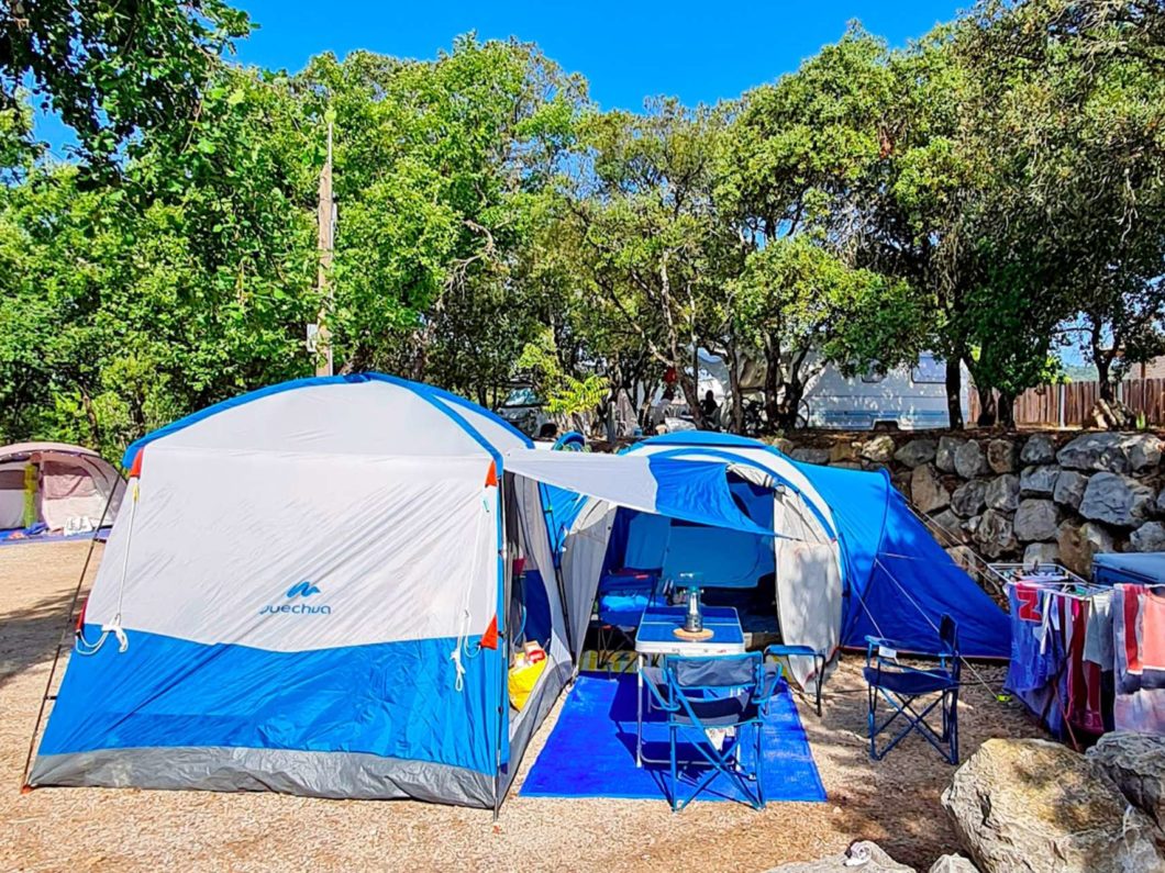Notre camping La Pinède vous accueille en tente dans le Verdon, en Haute-Provence