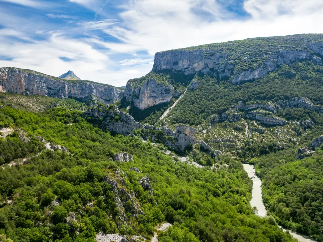 Le couloir Samson conduit à l’entrée des Gorges du Verdon
